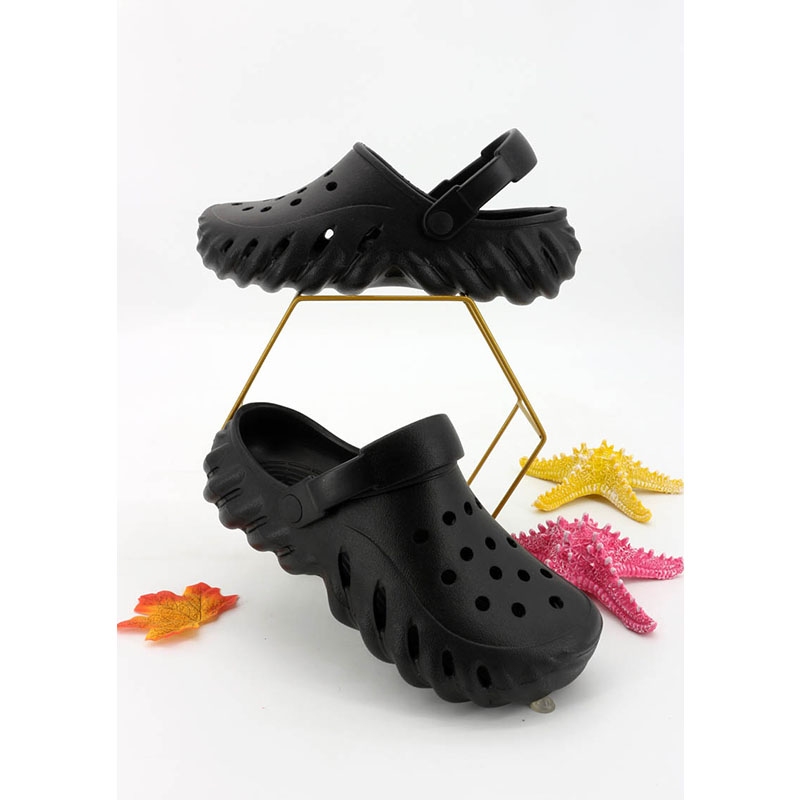 1768809962114669.jpg 雅购特拖鞋