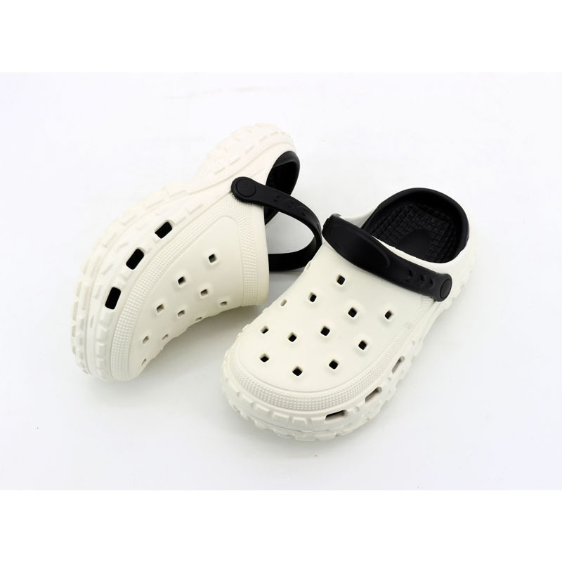 1768810747338805.jpg 雅购特拖鞋