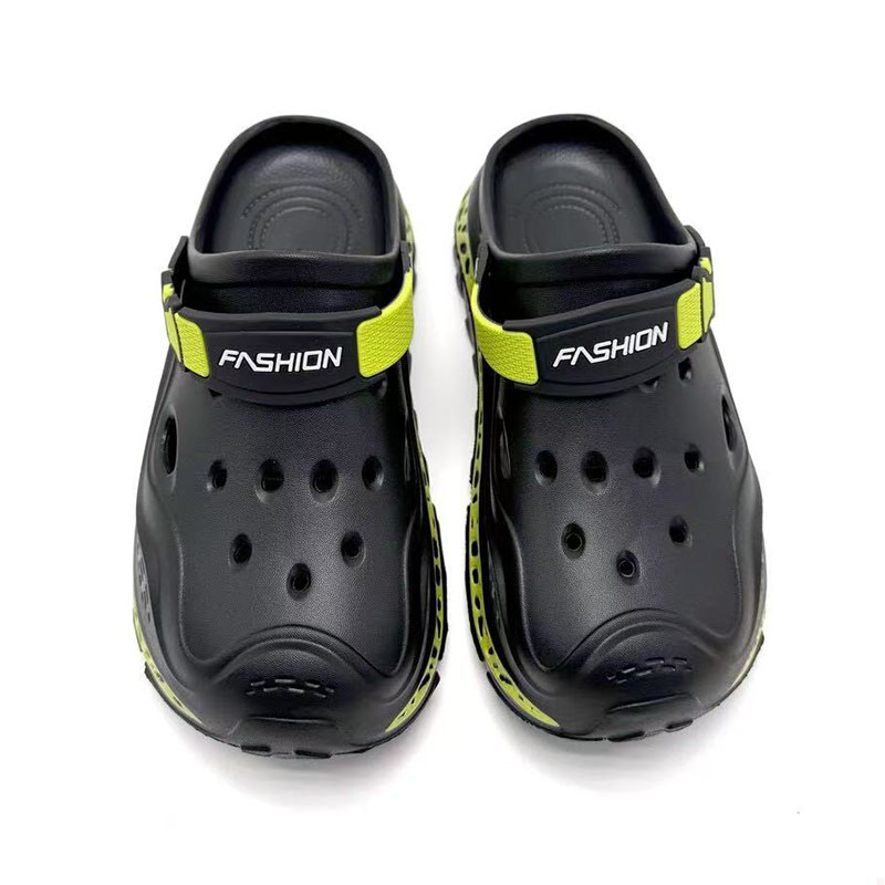 1768981087458304.jpg 雅购特拖鞋