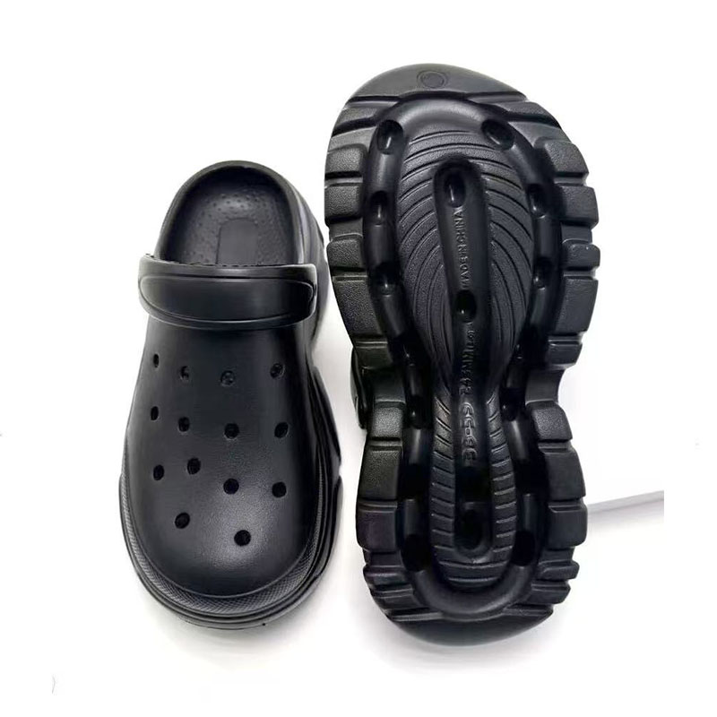 1768981489551169.jpg 雅购特拖鞋