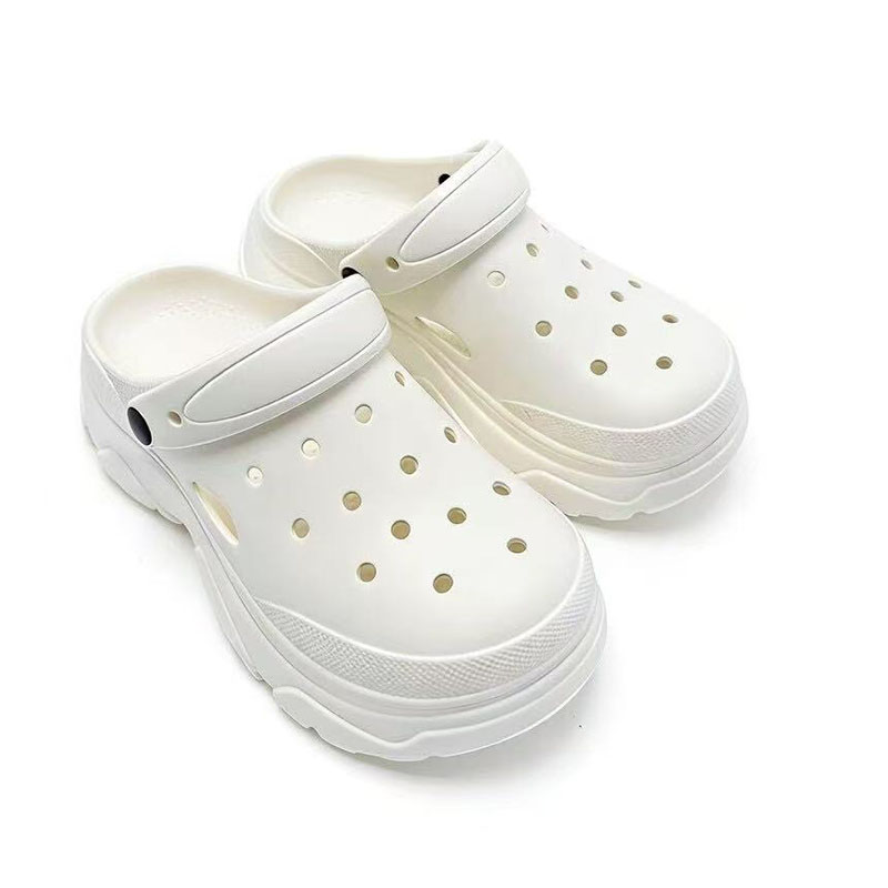 1768981502571897.jpg 雅购特拖鞋