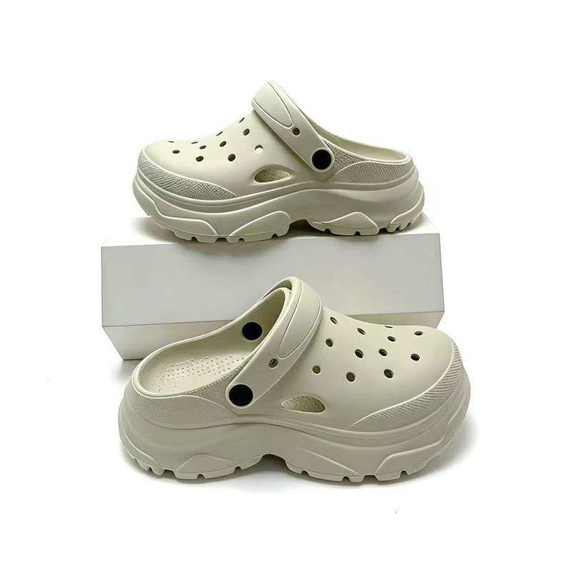 1768981529673871.jpg 雅购特拖鞋