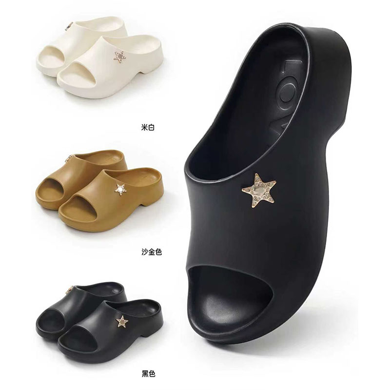 1768983590929469.jpg 雅购特拖鞋