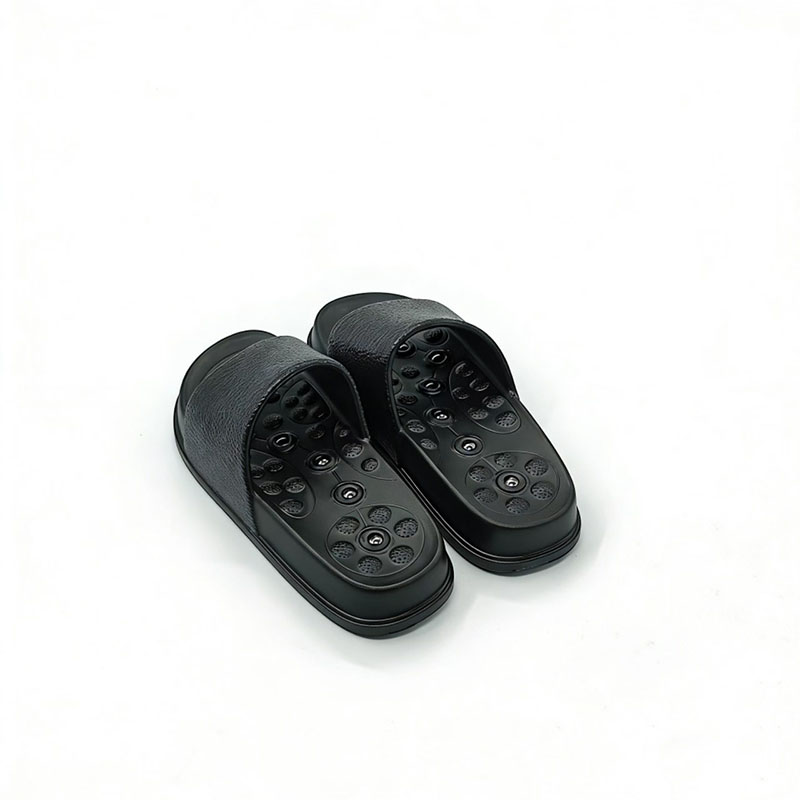 1769044485761289.jpg 雅购特拖鞋