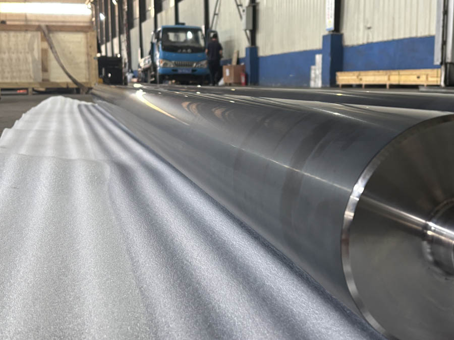 Nonwoven fabric calendar rolle