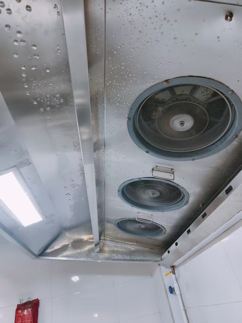 1769491591883960.jpg 排油烟系统清洗