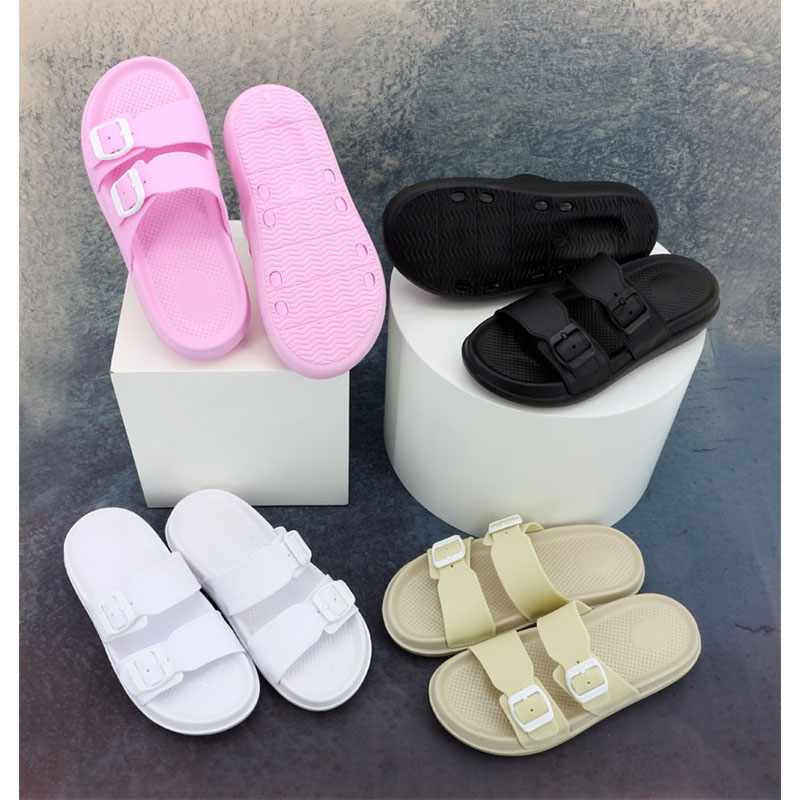 1769562009272658.jpg 雅购特拖鞋