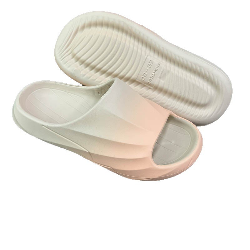 1769655137151209.jpg 雅购特拖鞋