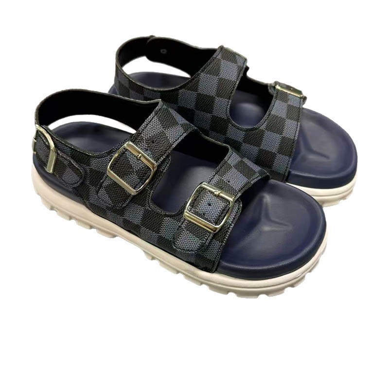 1769655599193472.jpg 雅购特拖鞋