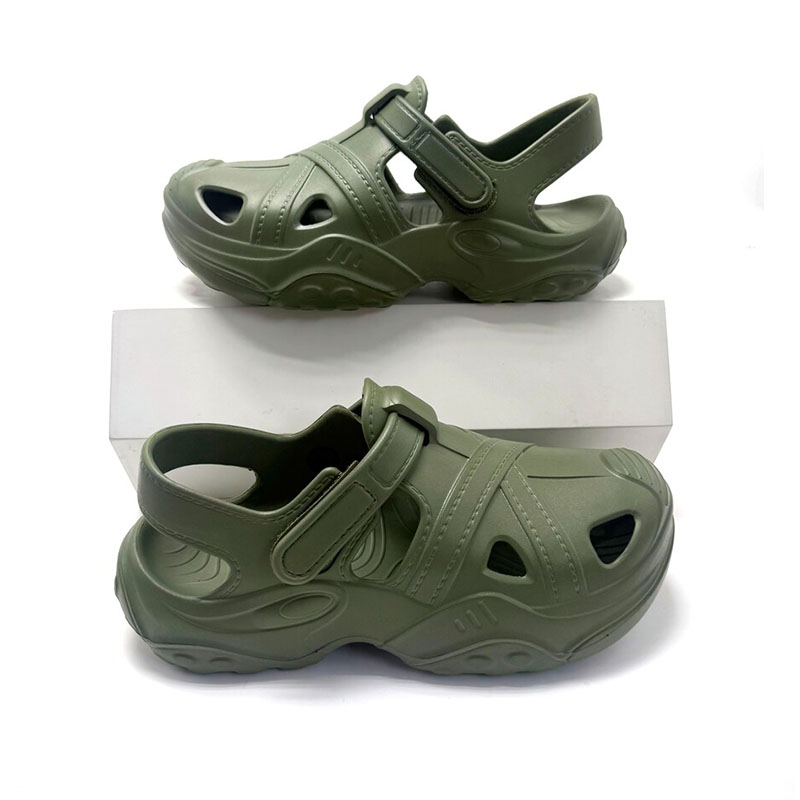 1769658633224245.jpg 雅购特拖鞋