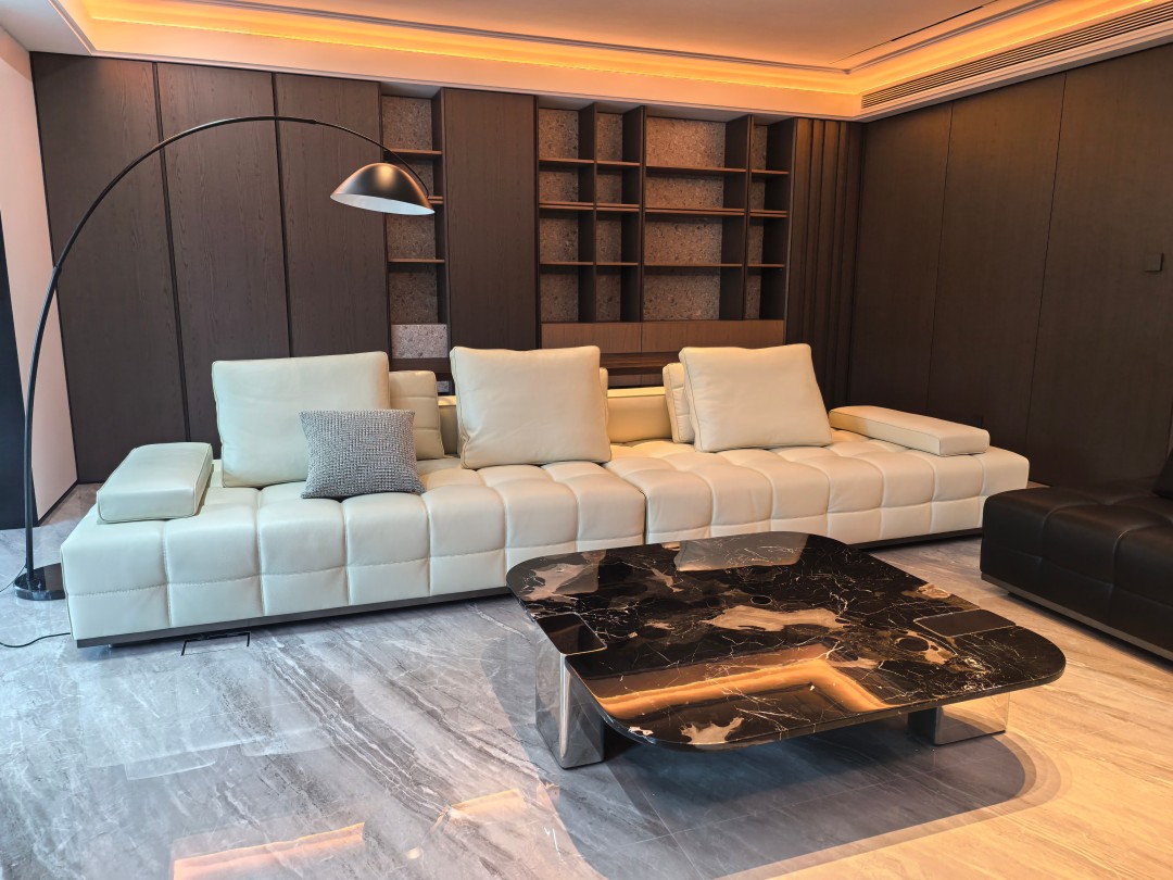 佛山市吉吉菲尚家具有限公司