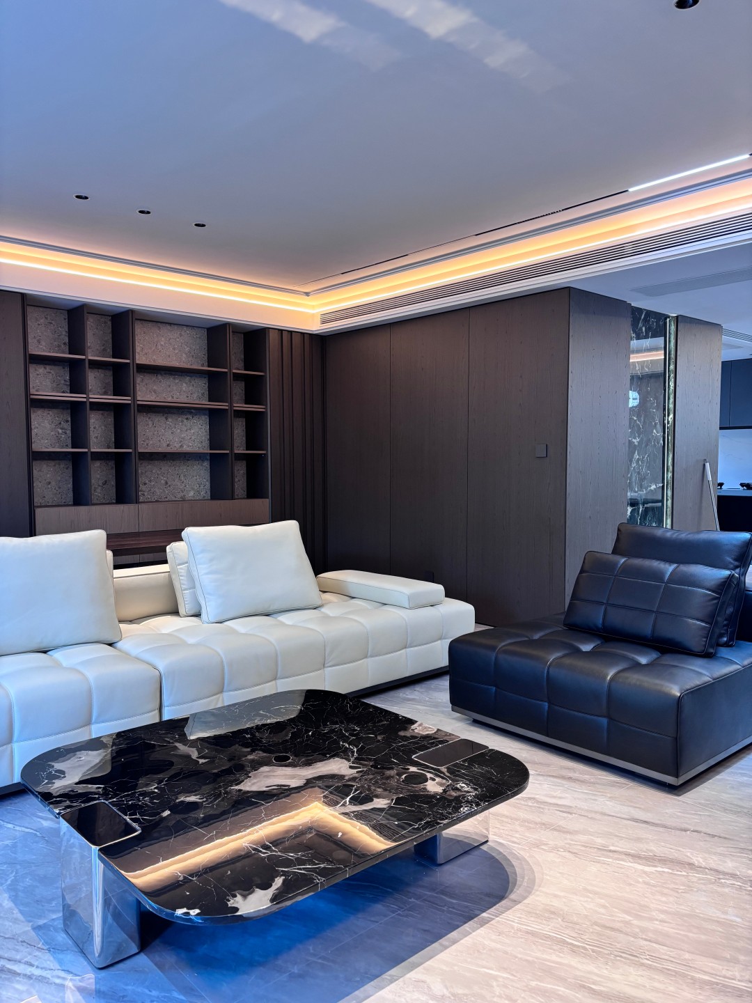 佛山市吉吉菲尚家具有限公司