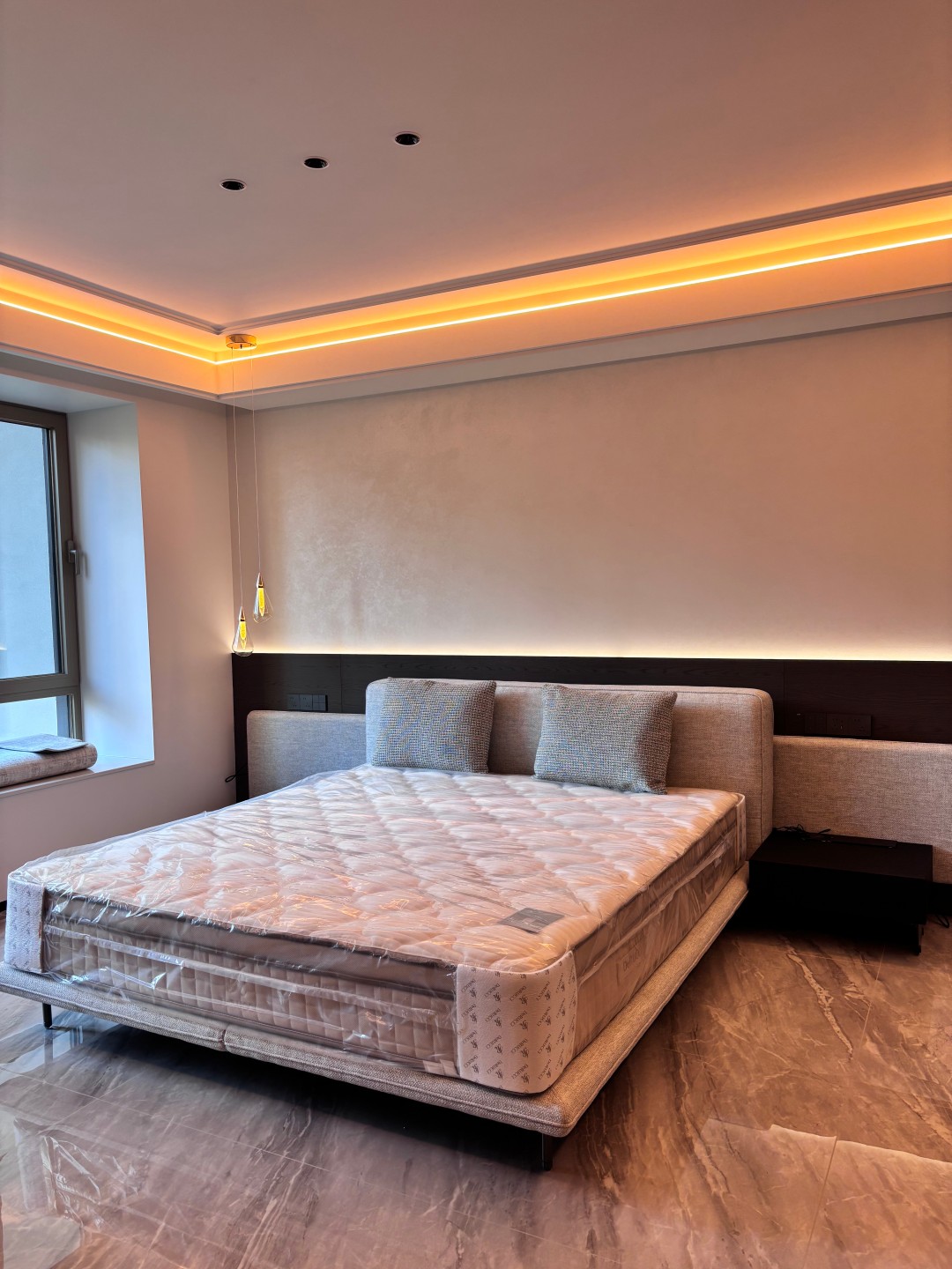 佛山市吉吉菲尚家具有限公司