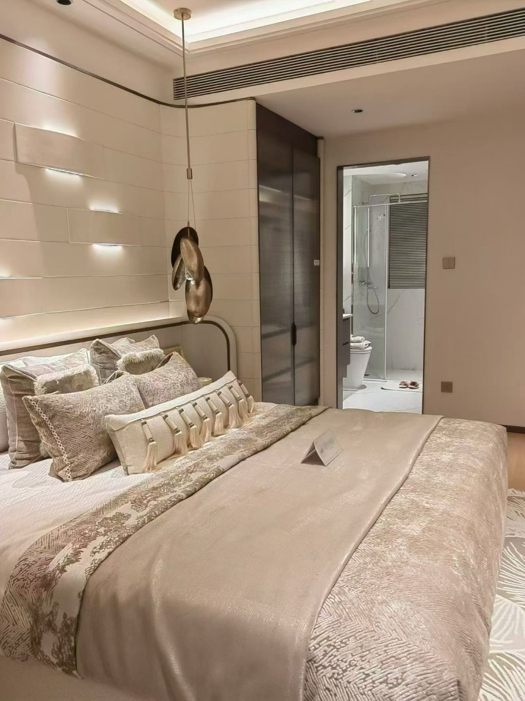 佛山市吉吉菲尚家具有限公司