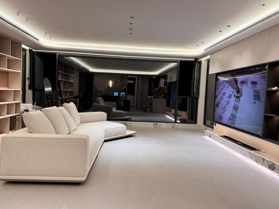 佛山市吉吉菲尚家具有限公司