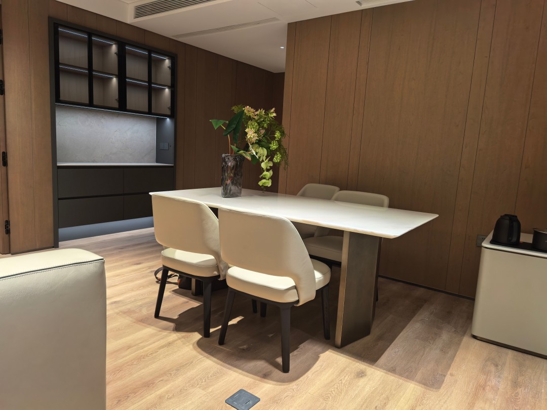 佛山市吉吉菲尚家具有限公司