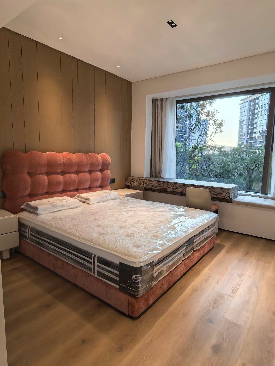 佛山市吉吉菲尚家具有限公司