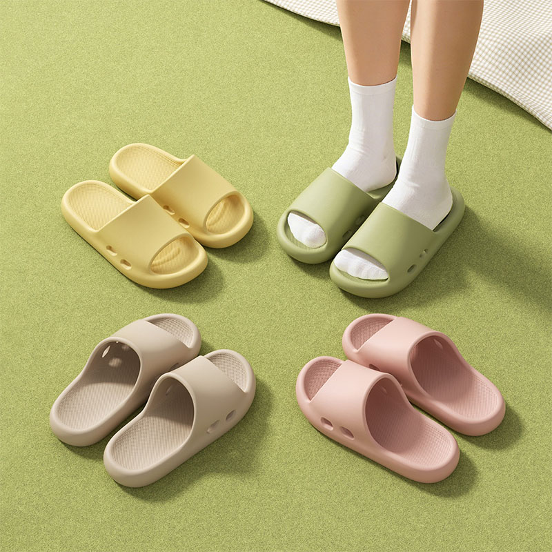 1769677757441344.jpg 雅购特拖鞋