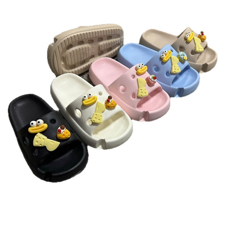 1769757379372621.jpg 雅购特拖鞋