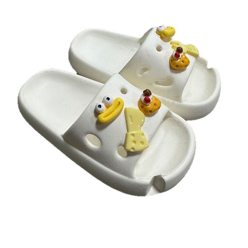 1769757406272651.jpg 雅购特拖鞋