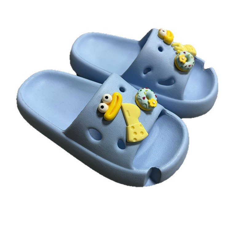 1769757407715776.jpg 雅购特拖鞋