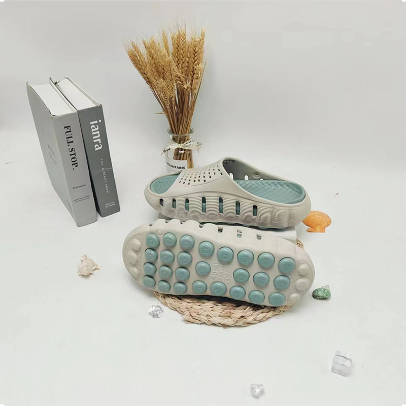 1769826483297845.jpg 雅购特拖鞋