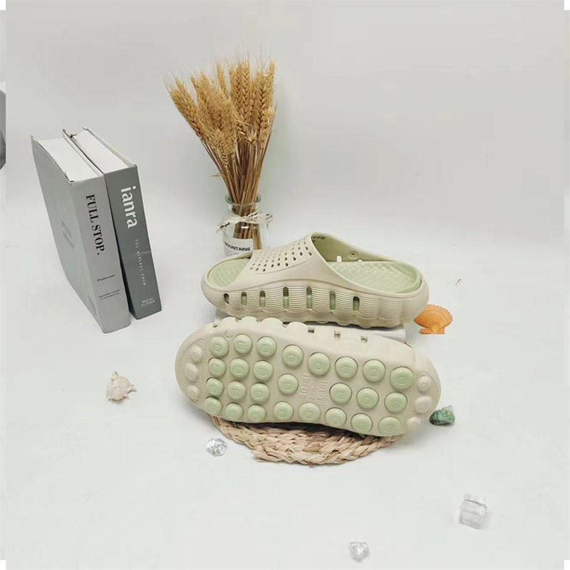 1769826483445044.jpg 雅购特拖鞋