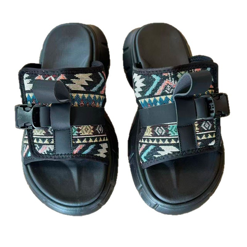 1770021713888532.jpg 雅购特拖鞋