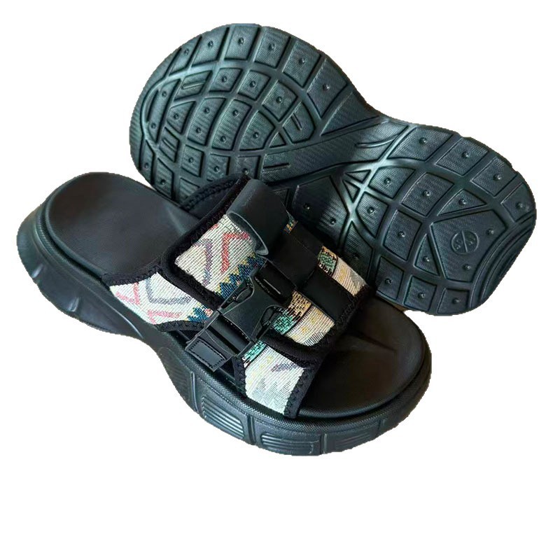 1770021722508269.jpg 雅购特拖鞋