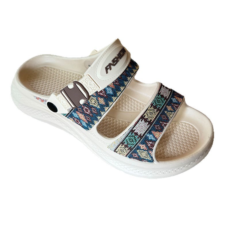 1770022152209730.jpg 雅购特拖鞋