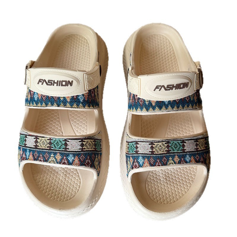 1770022152796751.jpg 雅购特拖鞋