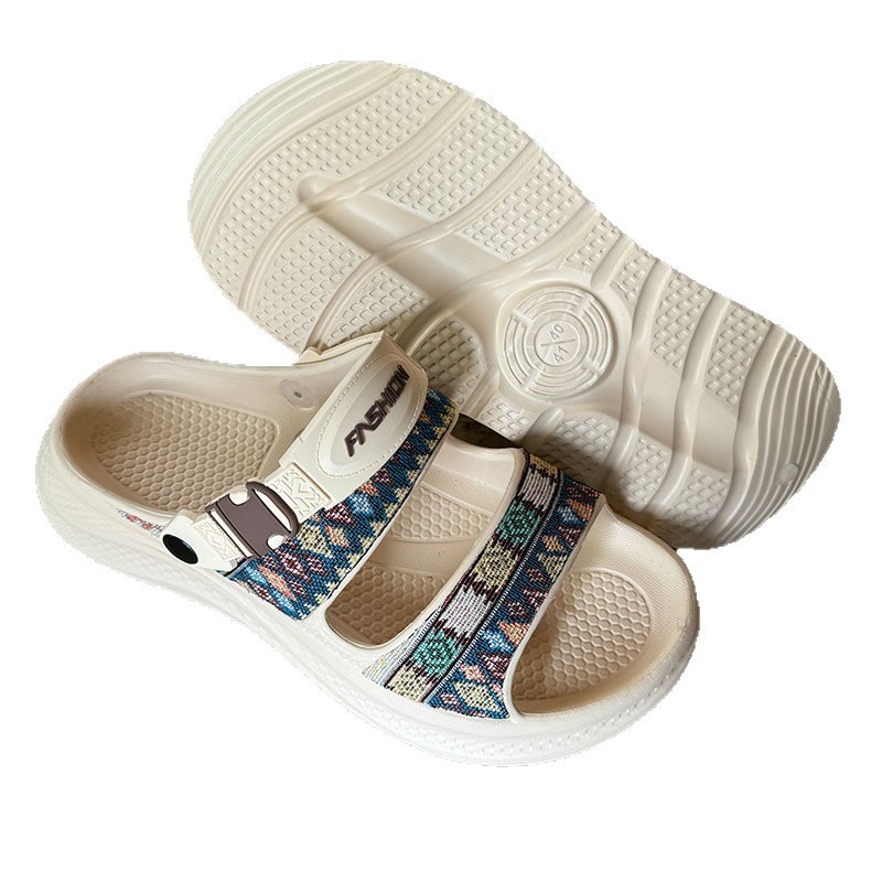 1770022152926427.jpg 雅购特拖鞋