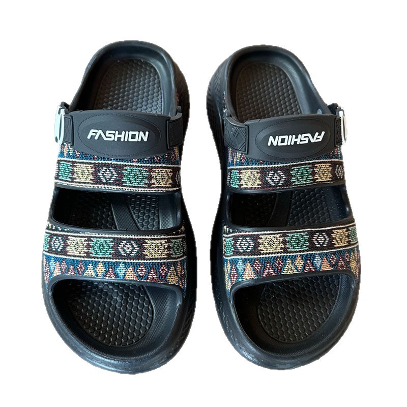 1770022165280590.jpg 雅购特拖鞋