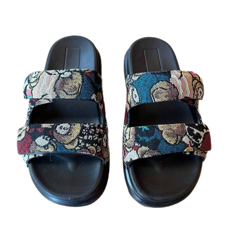 1770080054777735.jpg 雅购特拖鞋