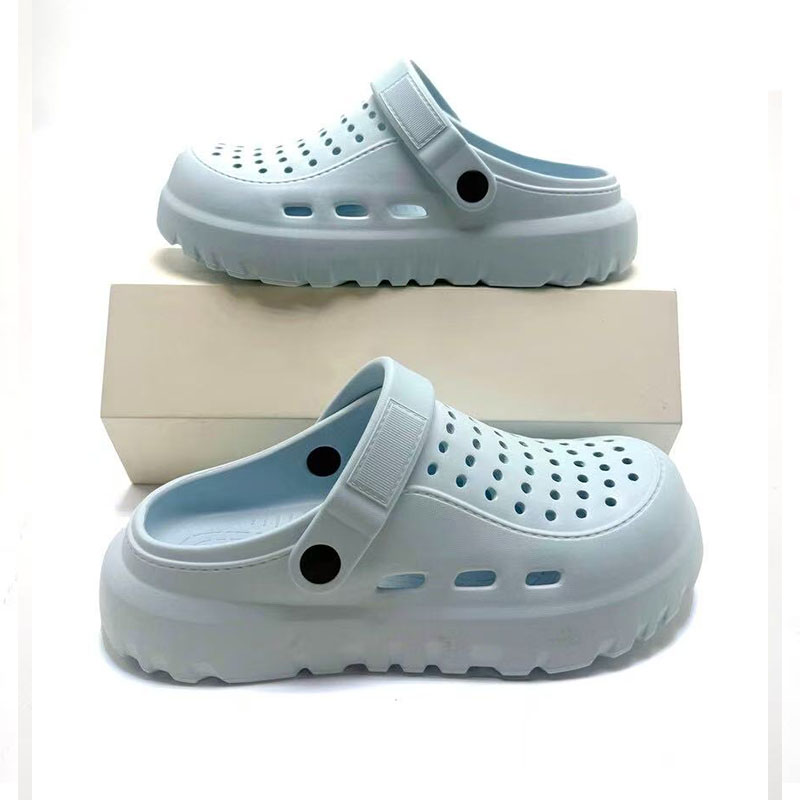 1770084039437215.jpg 雅购特拖鞋