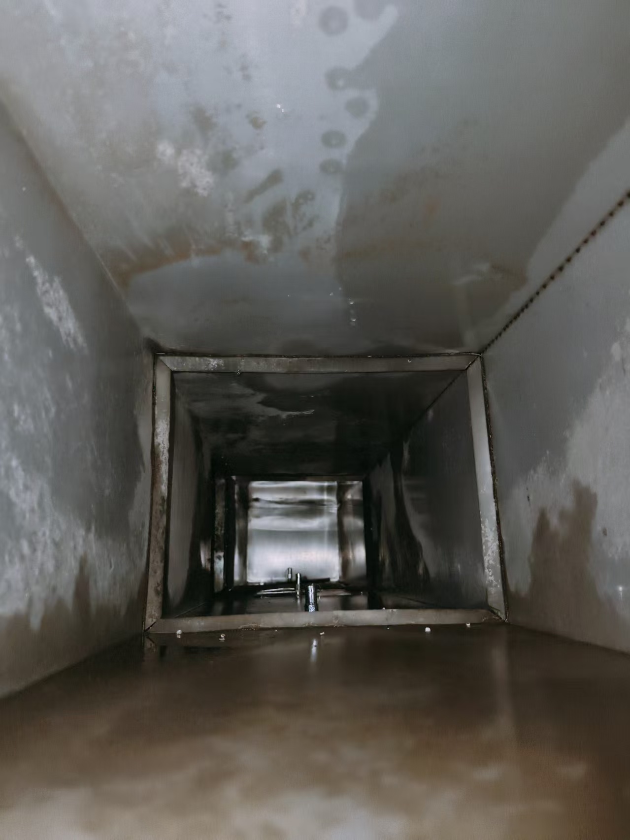 1772074405114241.jpg 排油煙系統清洗