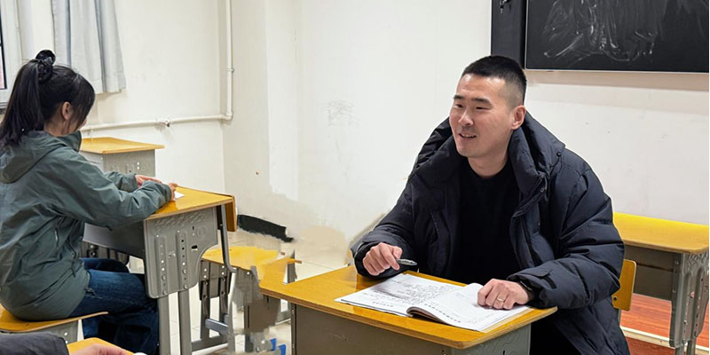 营口渤海卫生学校