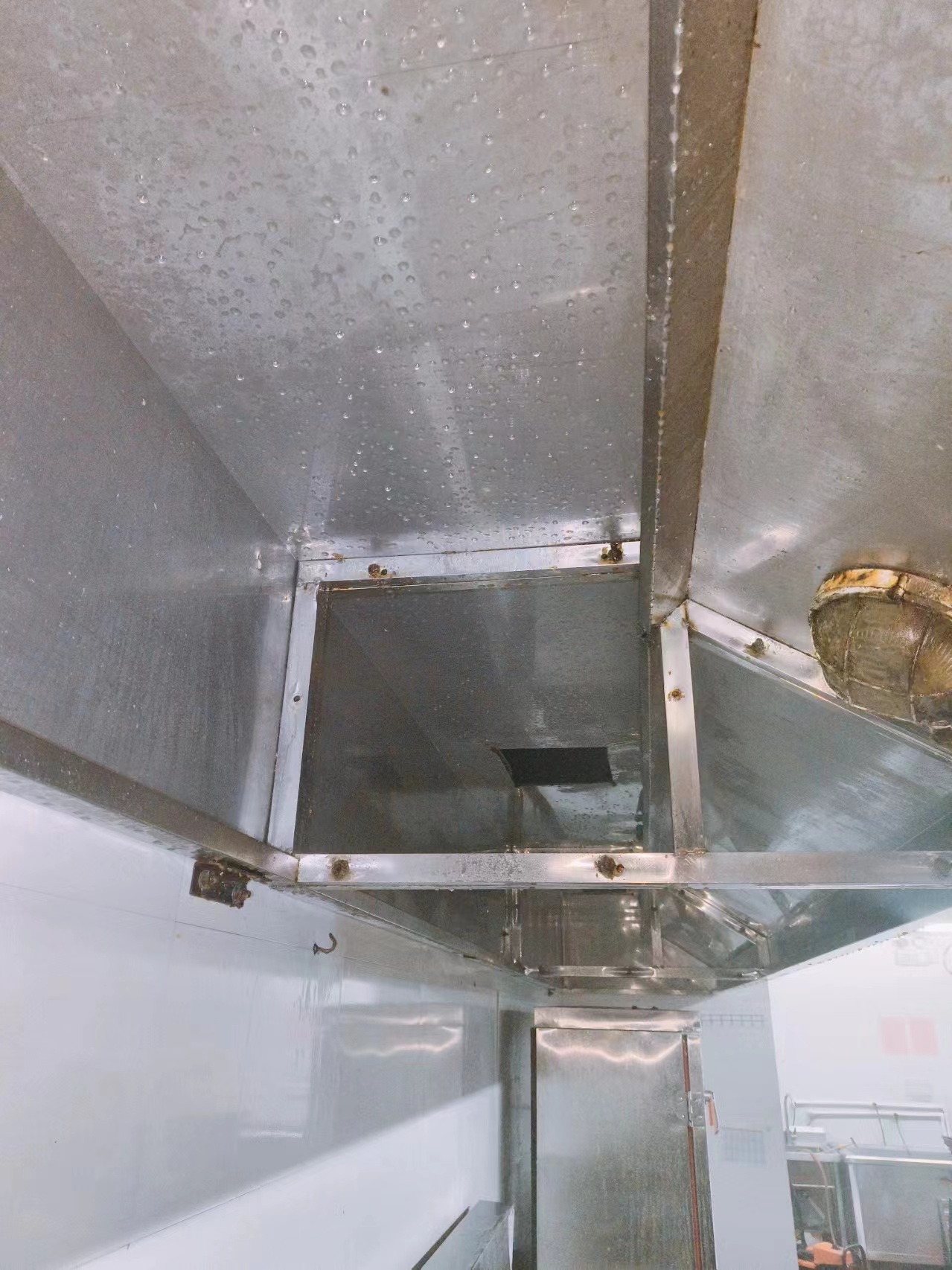 1772594581602246.jpg 排油煙系統(tǒng)清洗