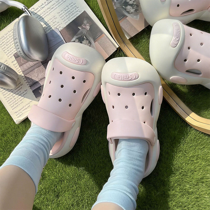 1773106161718039.jpg 雅购特拖鞋