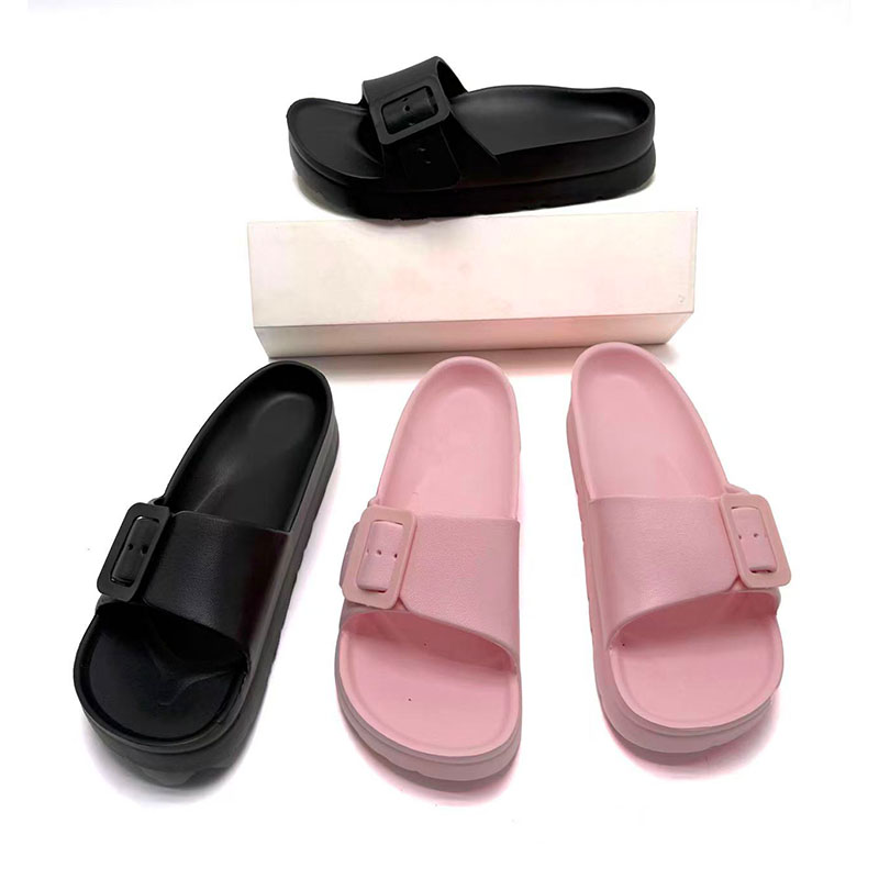 1773107922704837.jpg 雅购特拖鞋