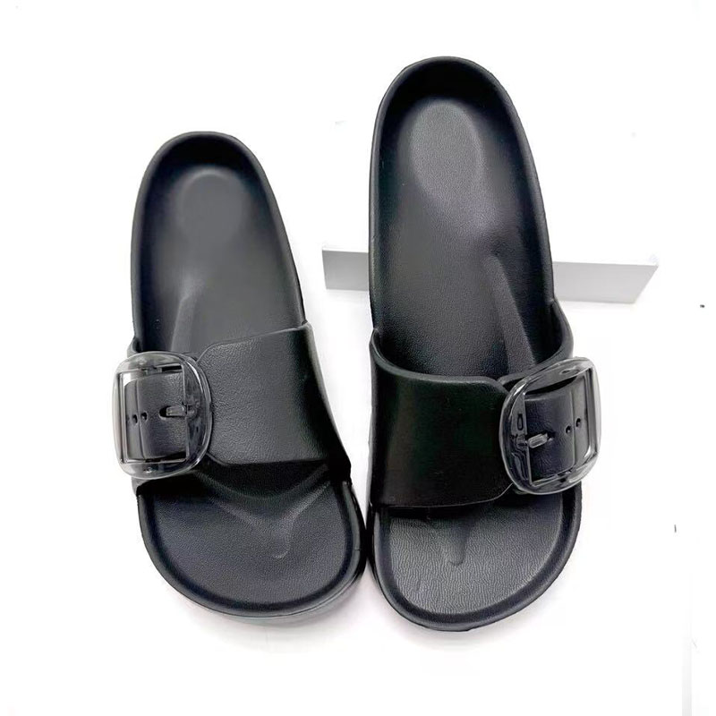 1773107945214534.jpg 雅购特拖鞋