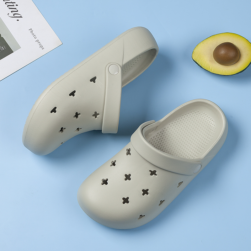 1773112166919025.jpg 雅购特拖鞋