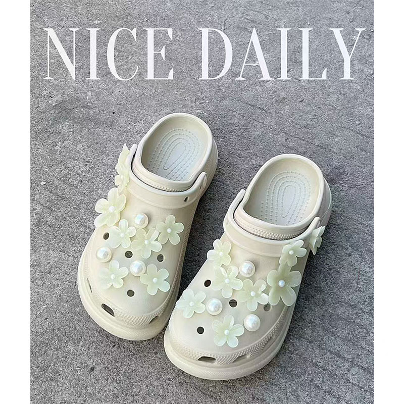 1773125224828582.jpg 雅购特拖鞋