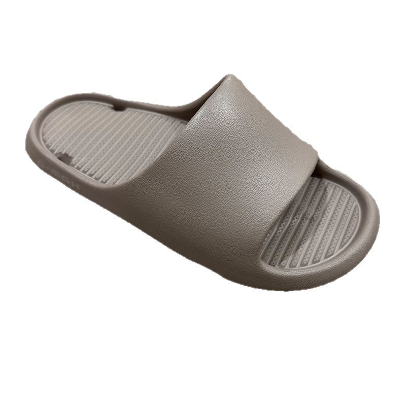 1773276223632177.jpg 雅购特拖鞋