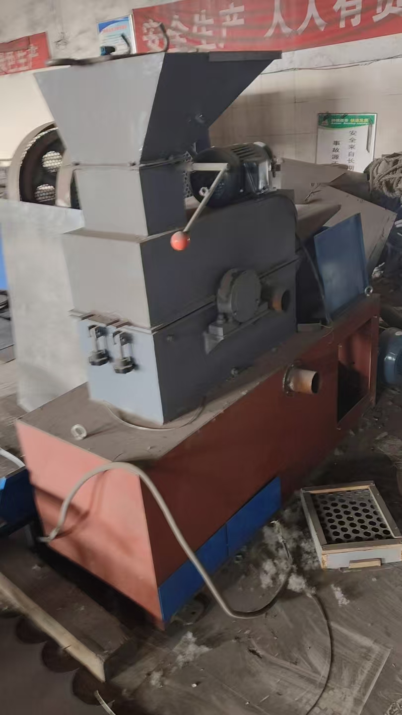 1773287801433634.jpg 焦炭制球機