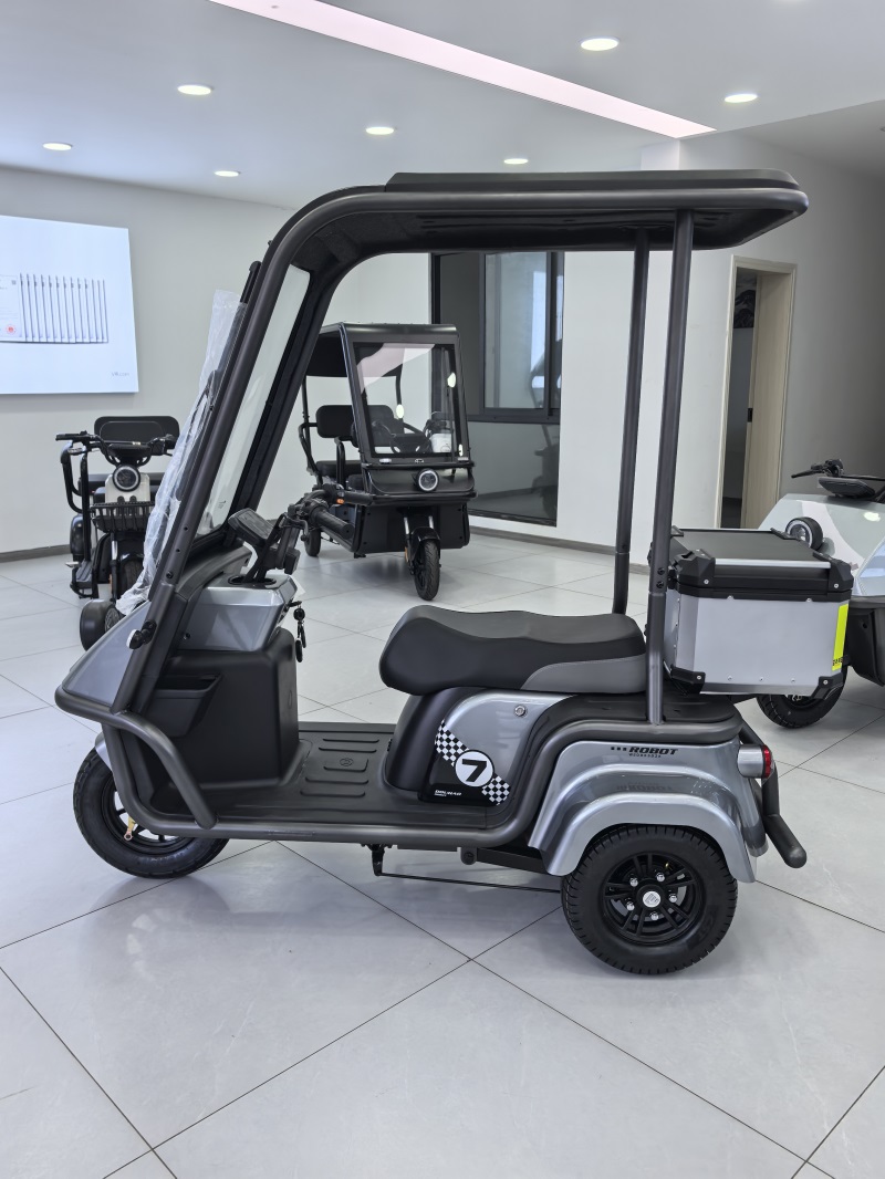 万仕达 斗号机器人 灰