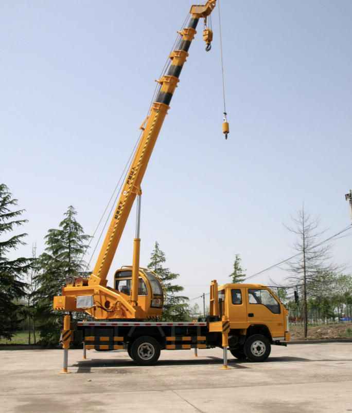 吊车（汽车吊）
