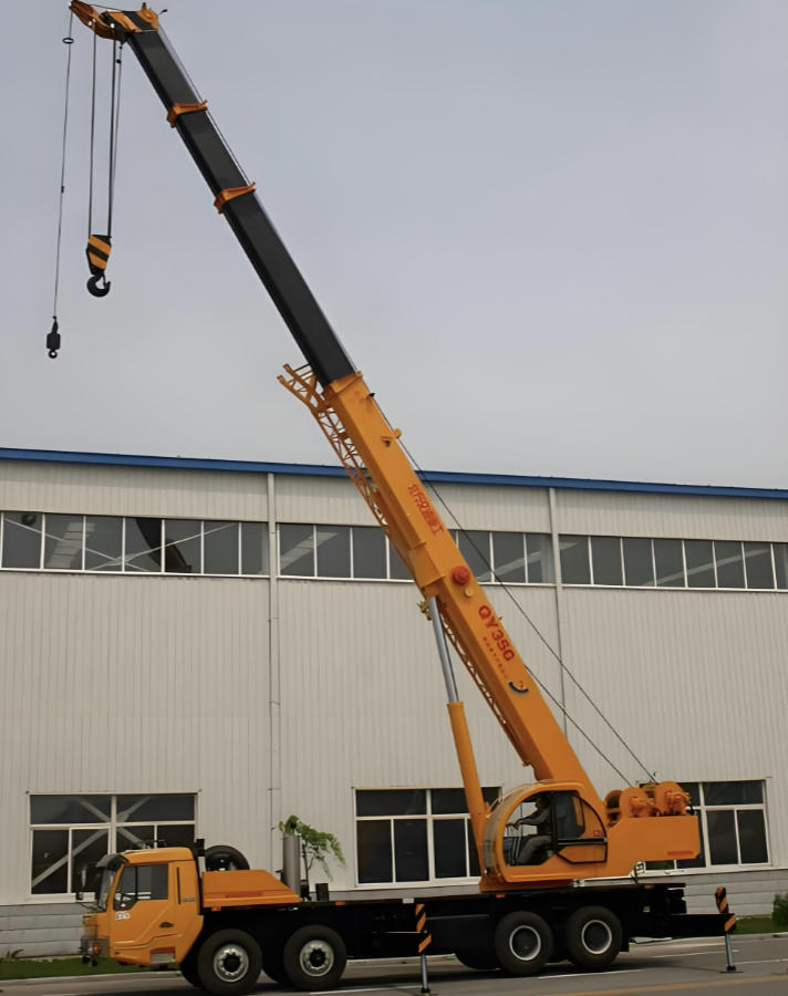 吊车（汽车吊）