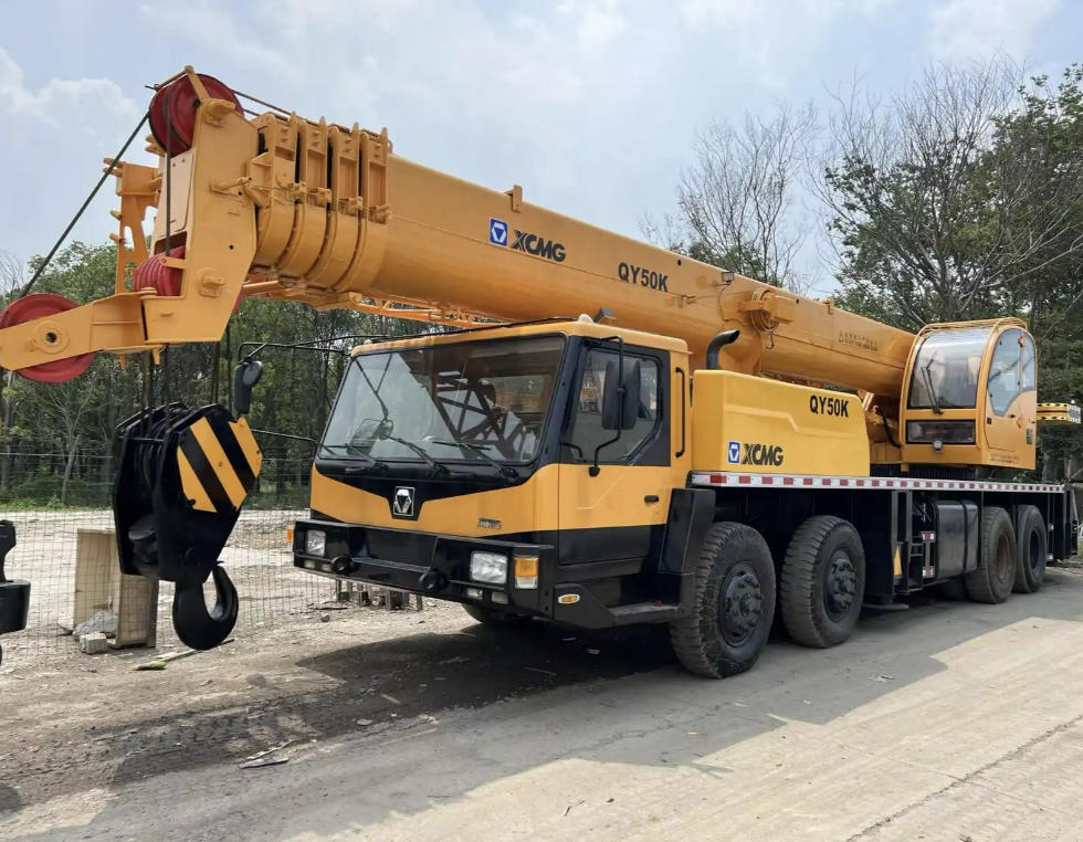 吊车（汽车吊）