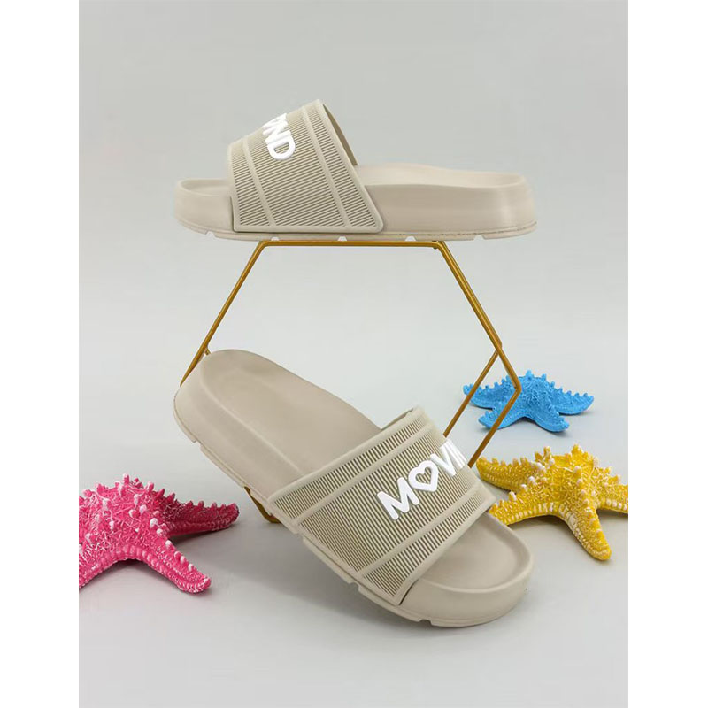 1773539333661586.jpg 雅购特拖鞋